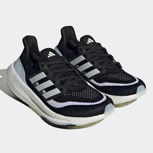 NWB Adidas Womens Ultraboost 23 , Black/White/Black, 9.5 US